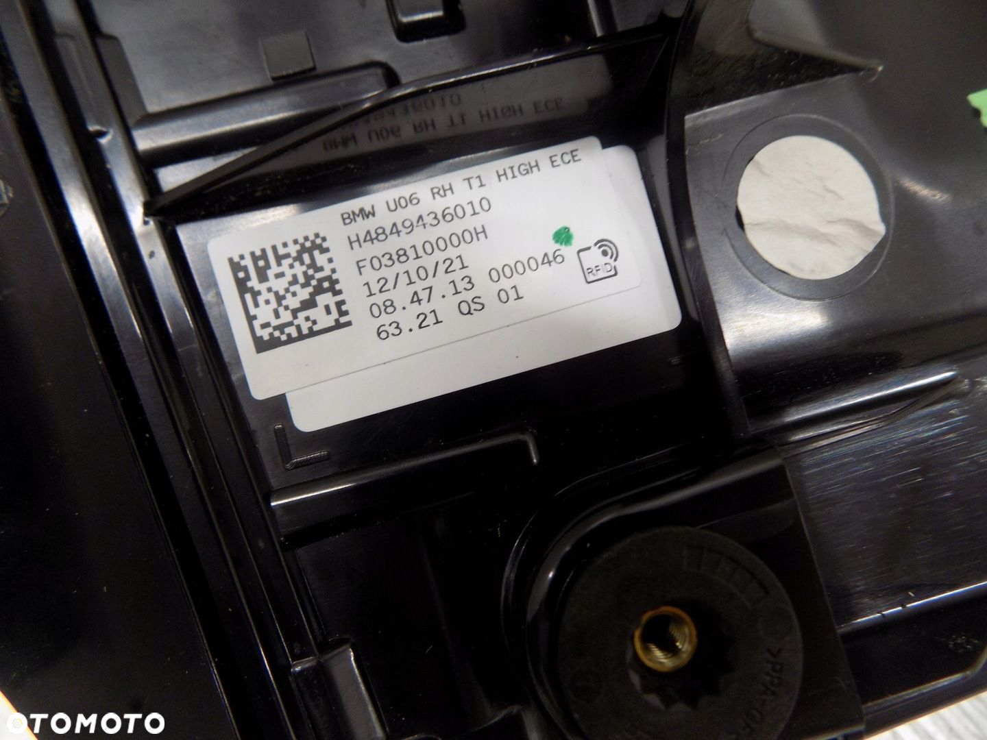 BMW 2 U06 ACTIVE TOURER LAMPA TYLNA PRAWA LEWA 8494359 8494360 EU - 8
