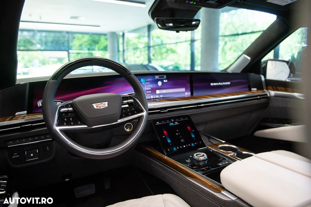 Cadillac Escalade - 14