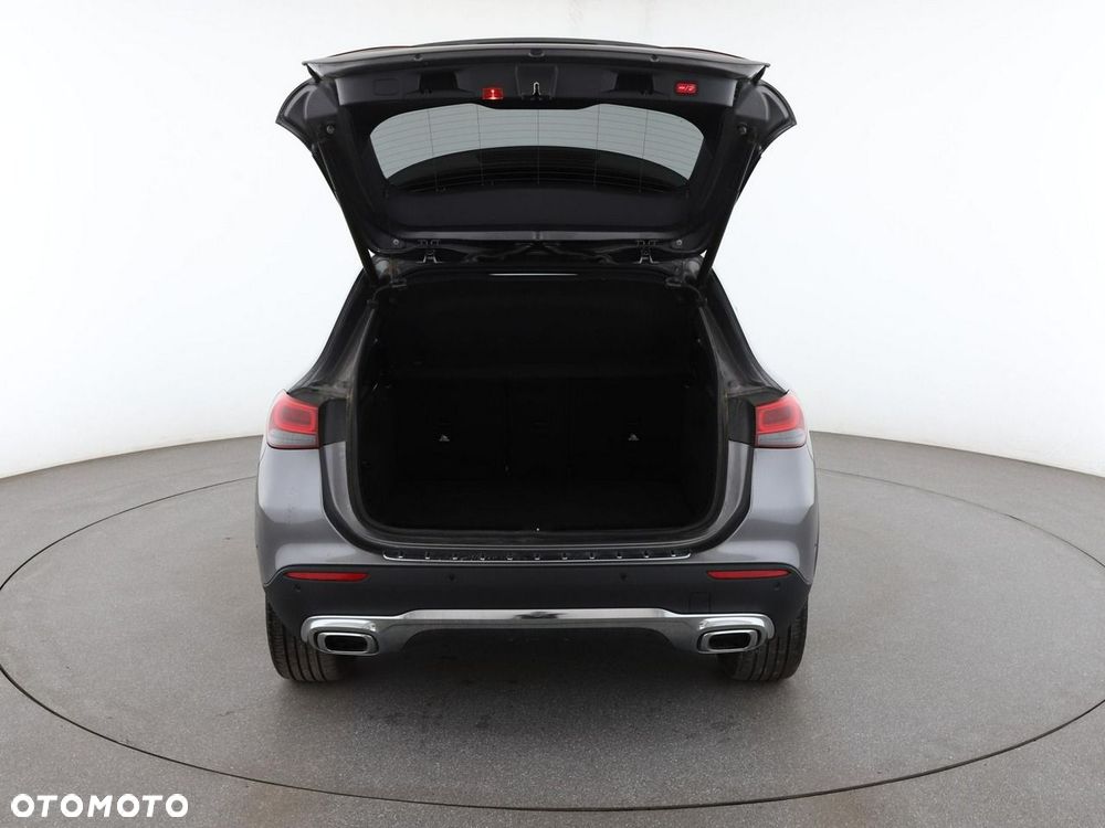 Mercedes-Benz GLA 250 e PHEV Progressive 8G-DCT - 20