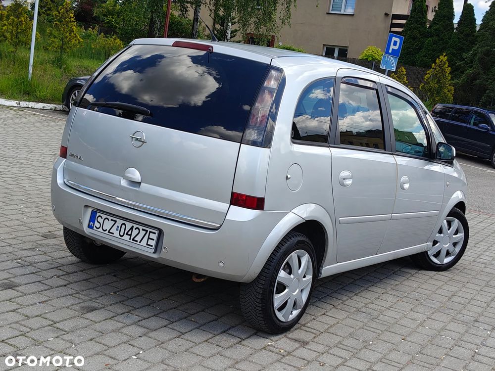 Opel Corsa 1.4 16V Edition mit TomTom GO - 5