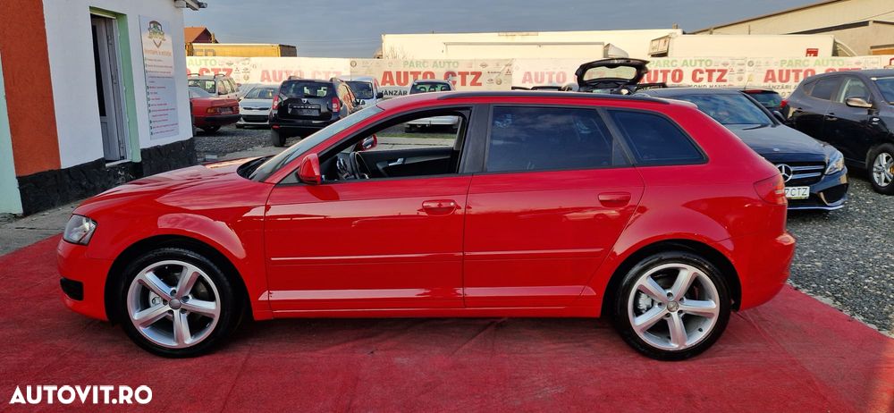 Audi A3 1.6 TDI Sportback DPF Ambiente - 4