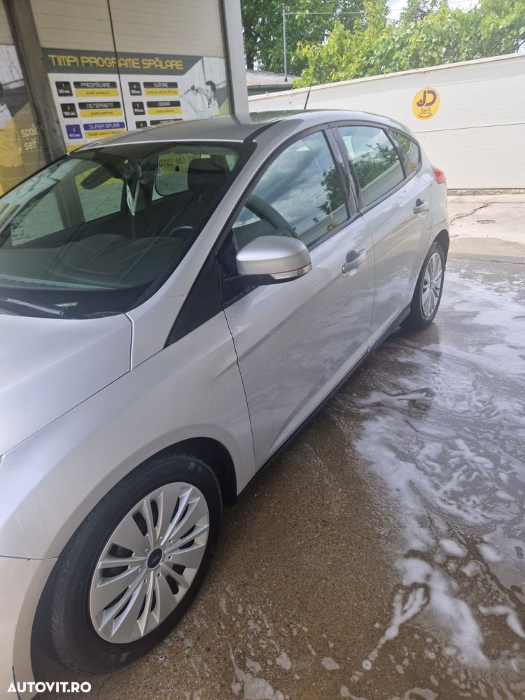 Ford Focus 1.0 EcoBoost Start Stop Trend - 10