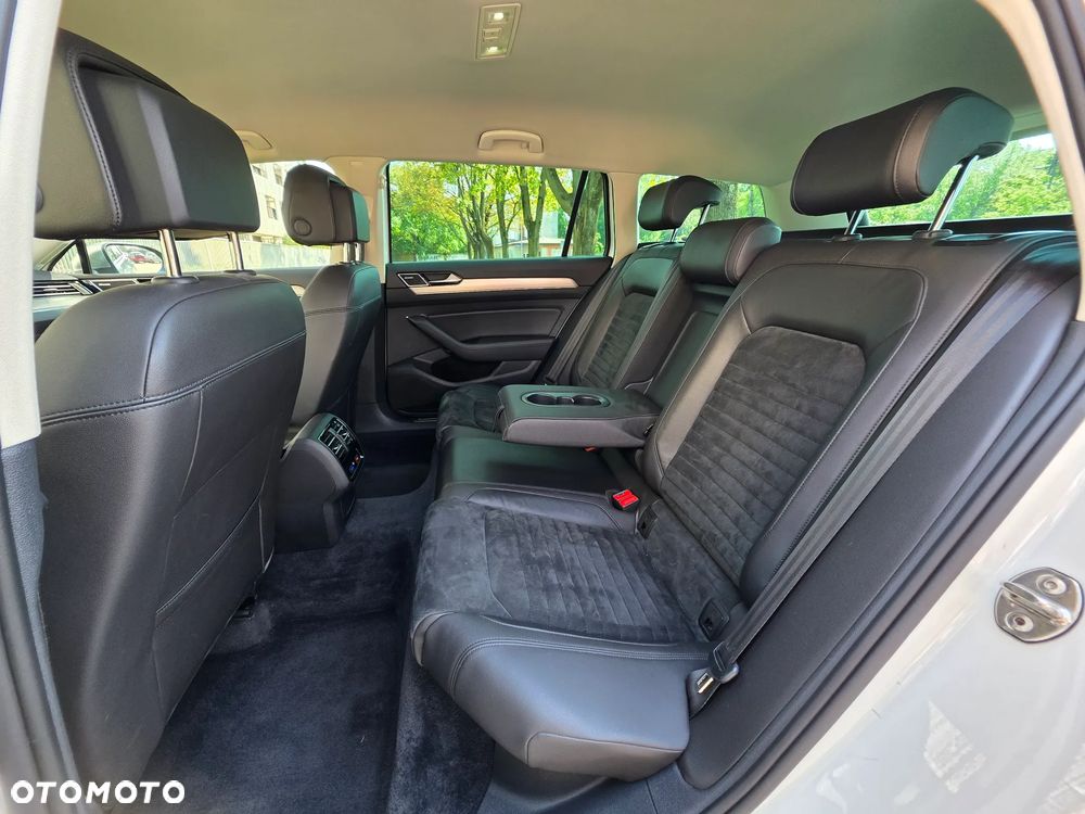 Volkswagen Passat 2.0 TDI BMT Highline - 25