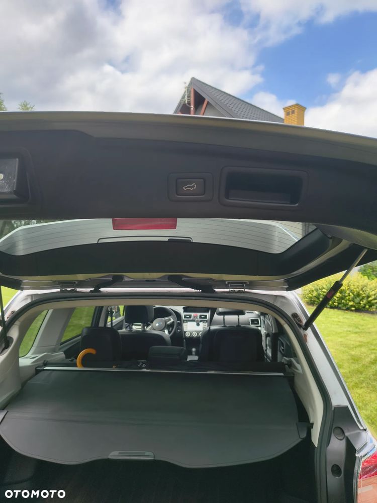 Subaru Forester 2.0 XT Platinum Lineartronic - 14