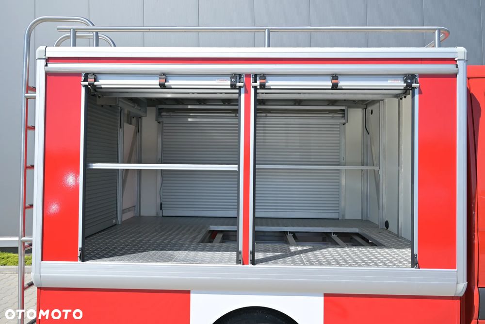Mercedes-Benz Sprinter - 18