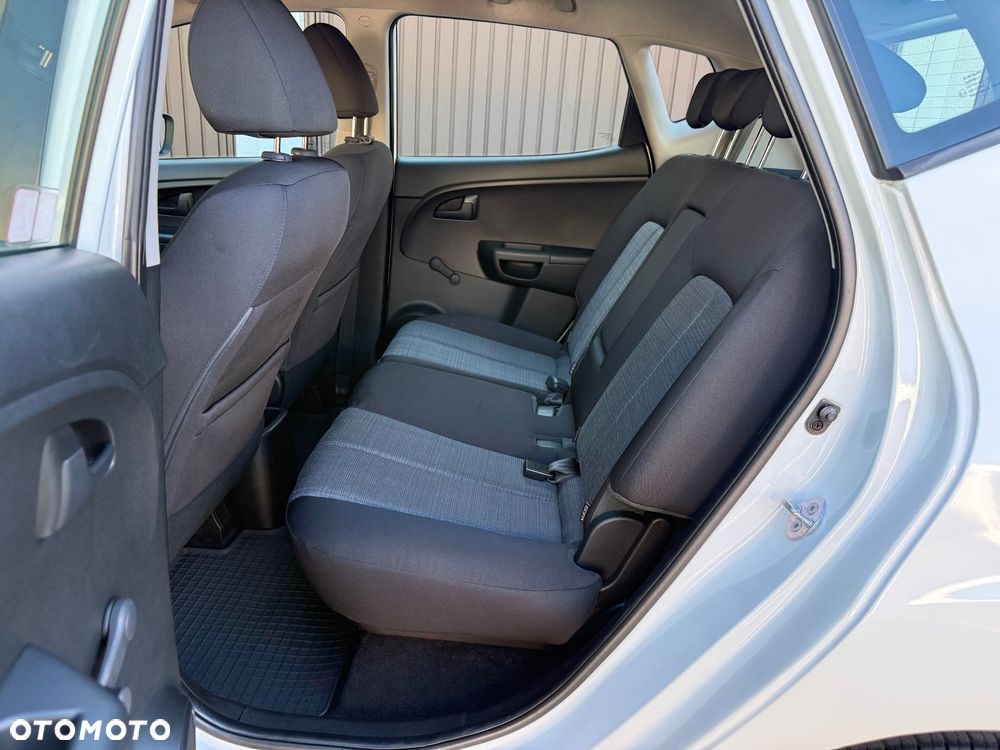 Kia Venga 1.6 M - 7
