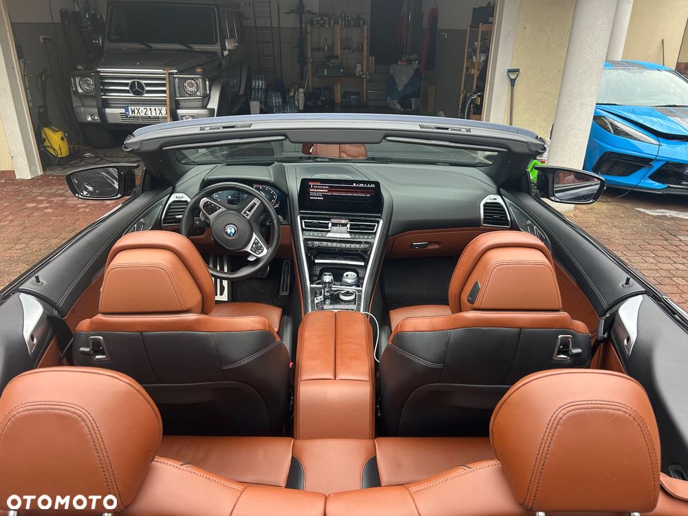 BMW Seria 8 - 14