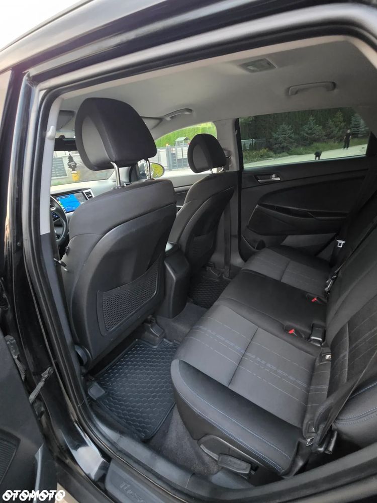 Hyundai Tucson 1.6 GDI BlueDrive Design 2WD - 23
