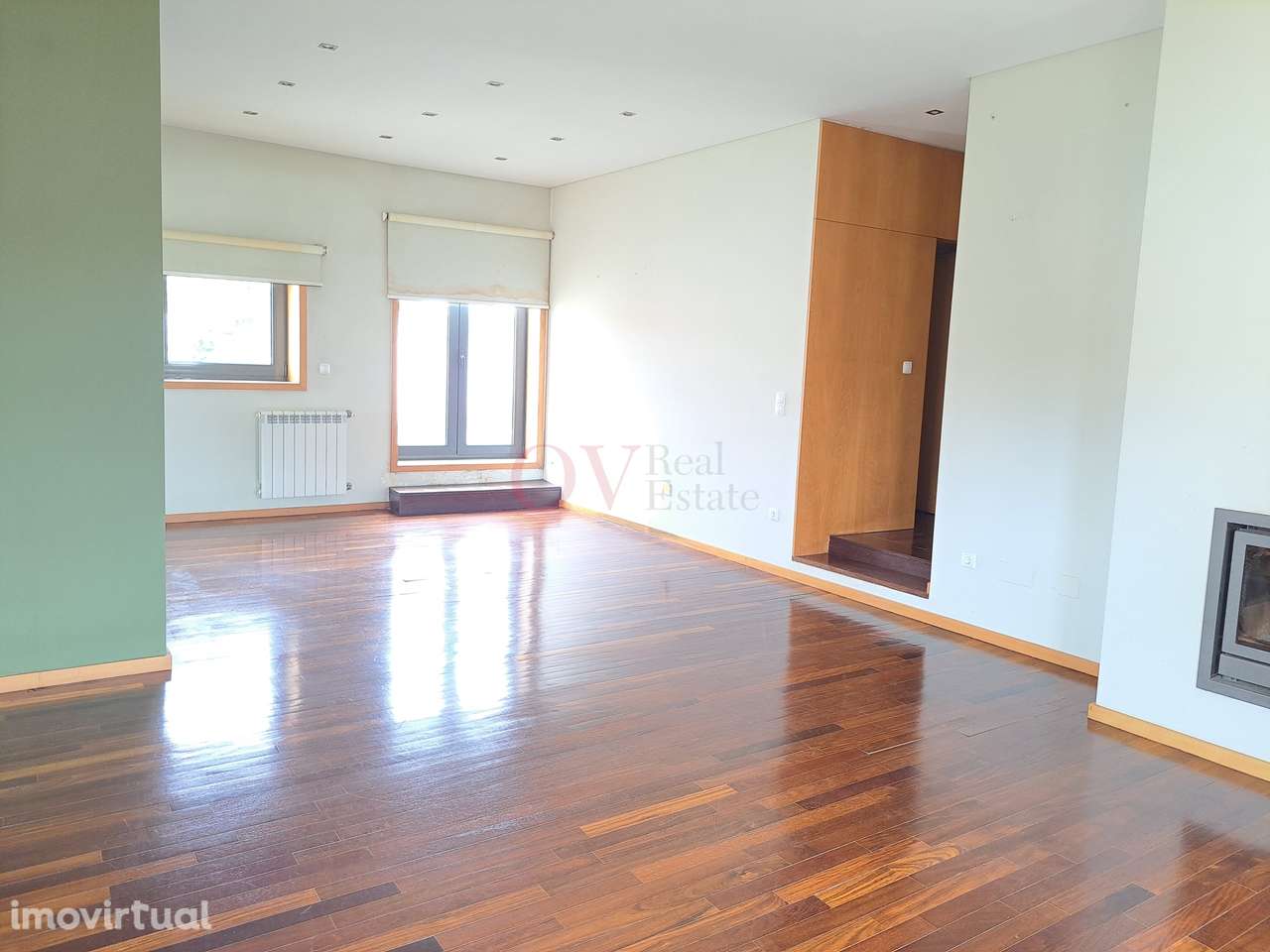 Vende-se Quintinha com moradia T4, a 2 minutos da circunvalação, junto - Grande imagem: 3/28