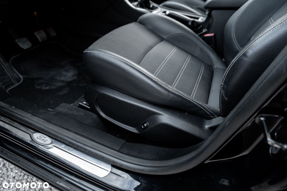 Ford Mondeo 2.0 TDCi Titanium S - 18