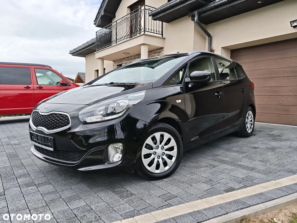 Kia Carens 1.6 GDI L - 10