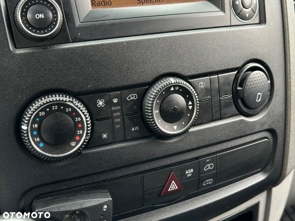 Mercedes-Benz SPRINTER L4H2 - 17
