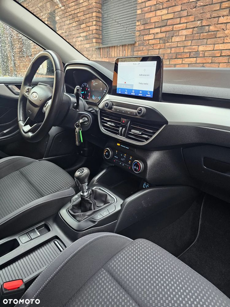 Ford Focus 1.0 EcoBoost Trend ASS - 4