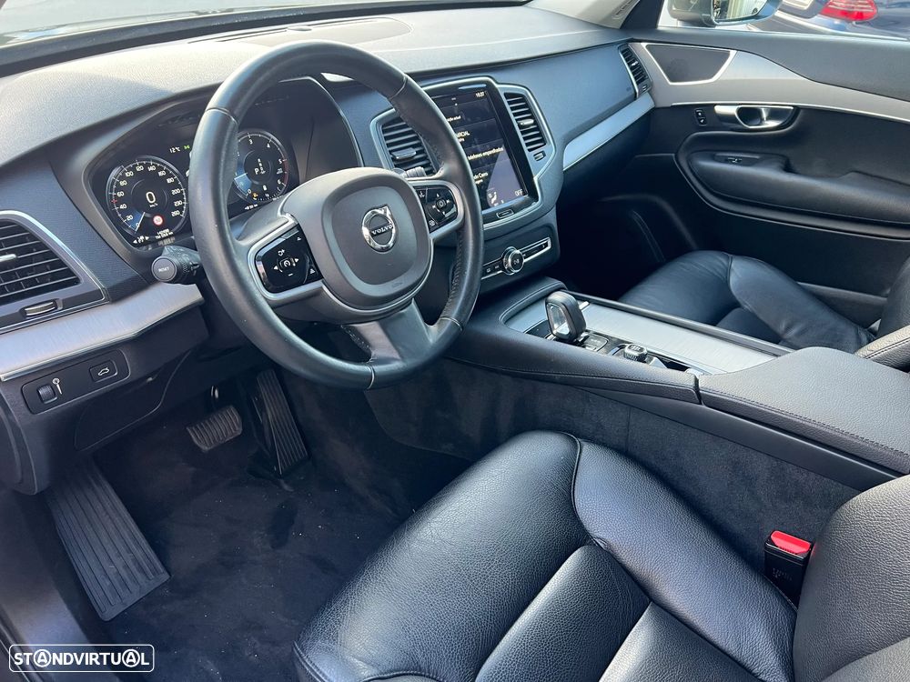 Volvo XC 90 2.0 B5 Momentum Plus AWD - 9