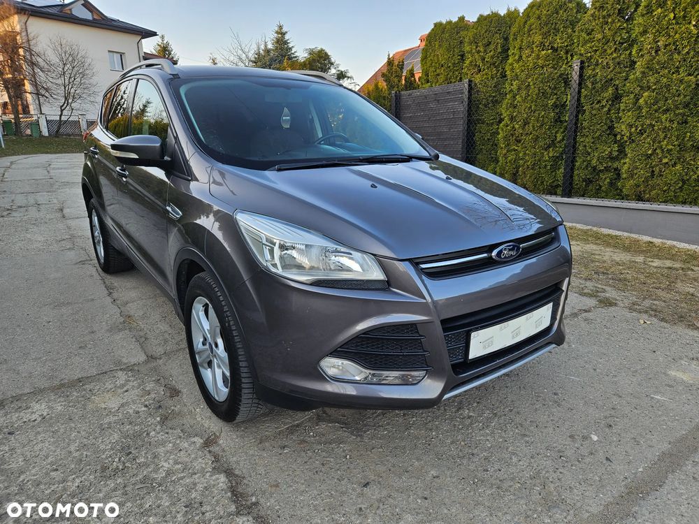 Ford Kuga - 12