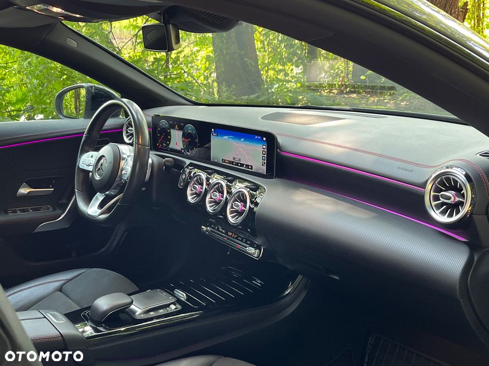 Mercedes-Benz CLA 200 d AMG Line 8G-DCT - 9