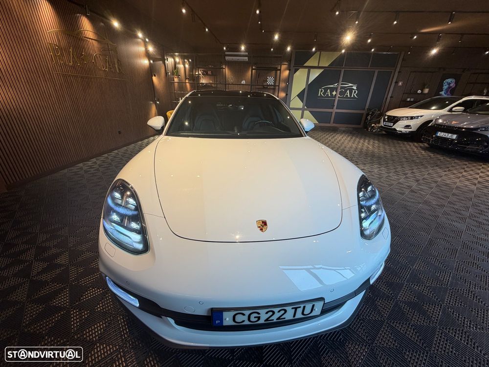 Porsche Panamera Sport Turismo 4 E-Hybrid Platinum Edition - 9