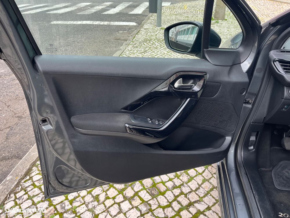 Peugeot 208 1.6 BlueHDi Active - 14