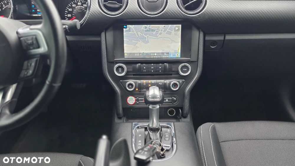 Ford Mustang 3.7 V6 Premium - 16