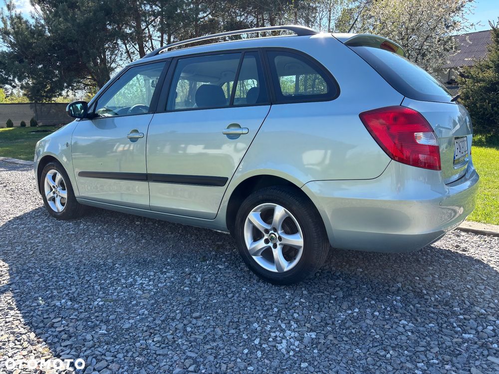 Skoda Fabia 1.2 HTP Cool Colour Edition - 13