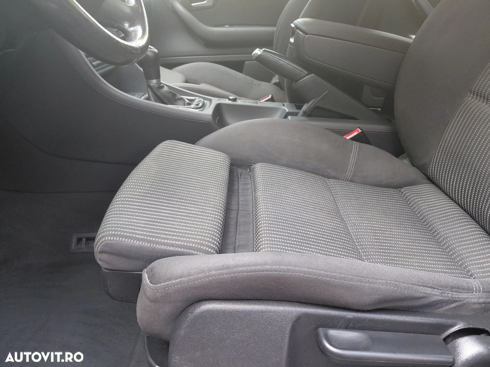 Audi A4 Avant 1.9 TDI - 37