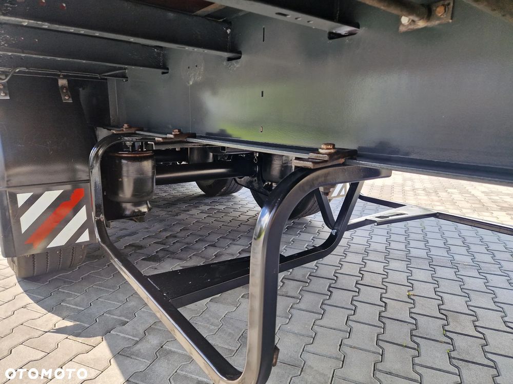 Schwarzmuller J-SERIE FIRANKA / STANDARD / OSIE SAF / KOSZ NA PALETY - 17