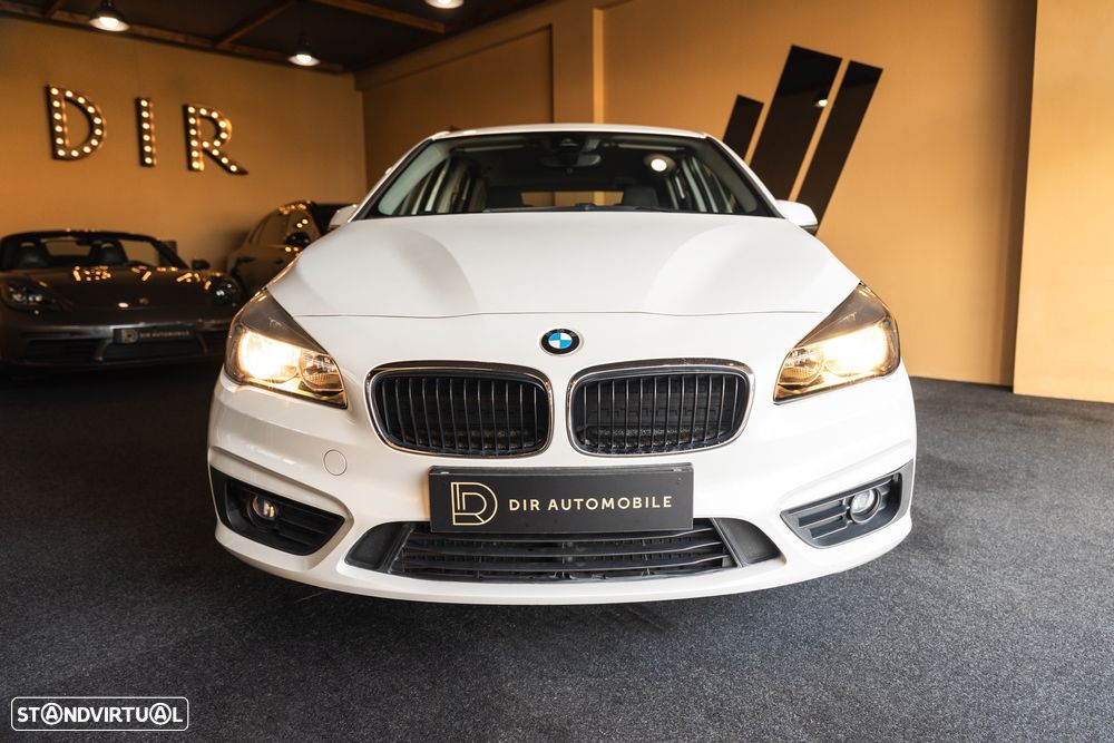 BMW 214 Active Tourer d Luxury Line - 2