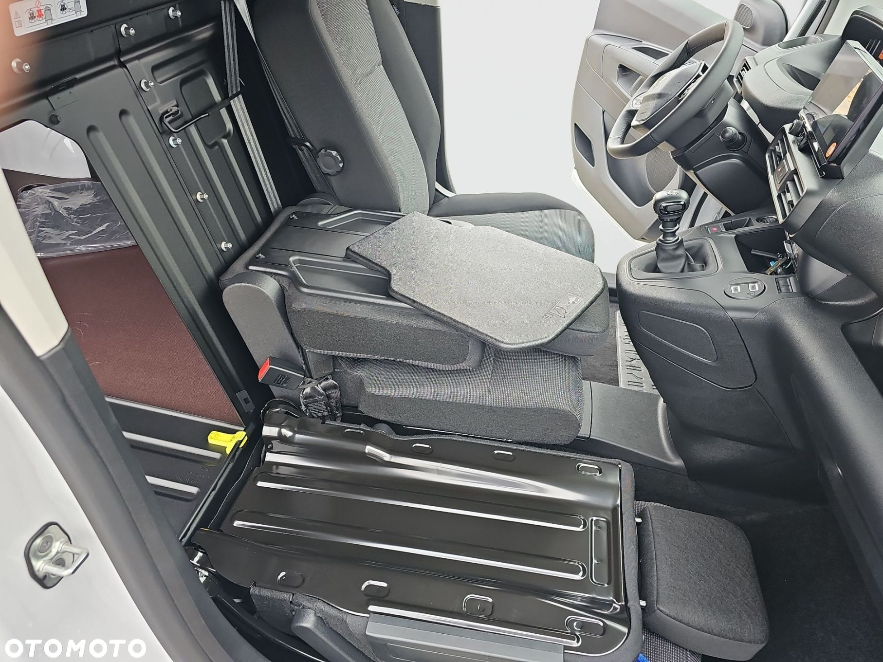 Peugeot Partner - 15