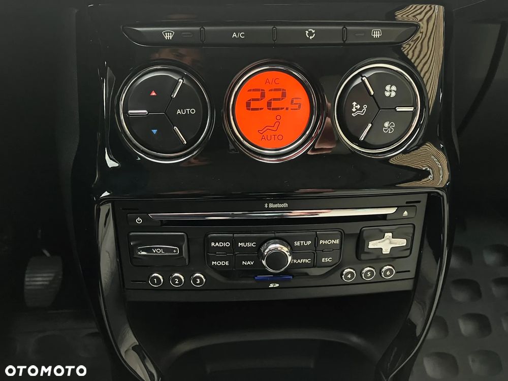 Citroën C3 1.4 VTi Exclusive - 25