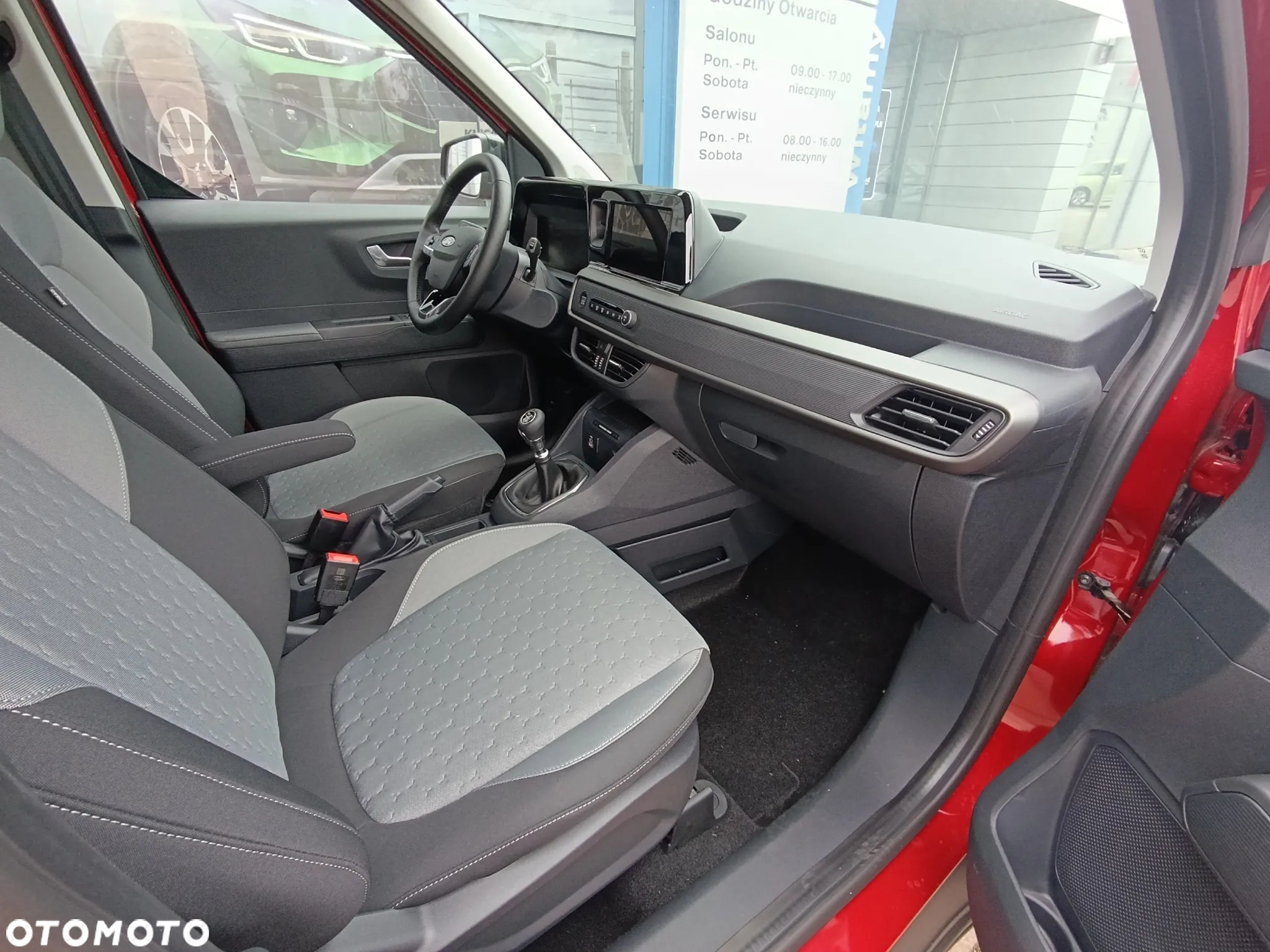 Ford Tourneo Courier 1.0 EcoBoost Titanium - 16