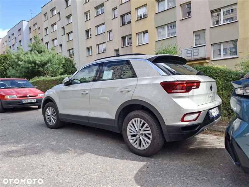 Volkswagen T-Roc - 4