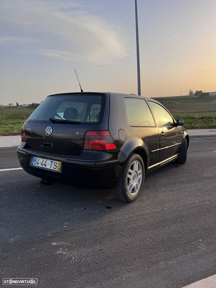 VW Golf - 4