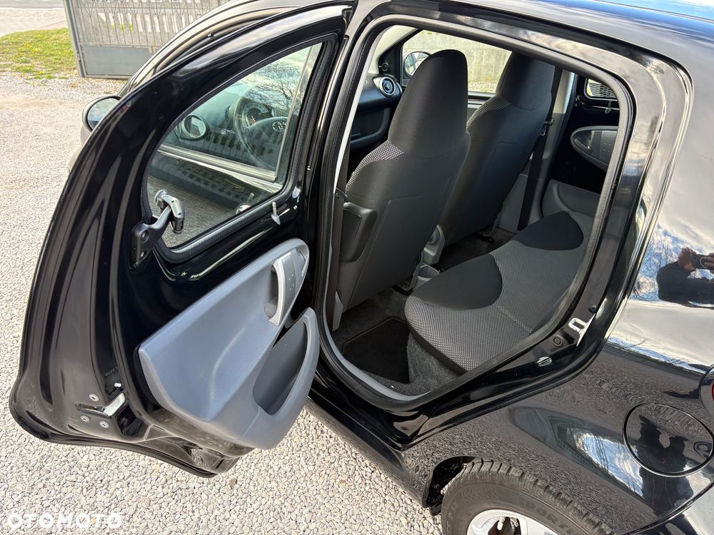 Toyota Aygo Cool - 22