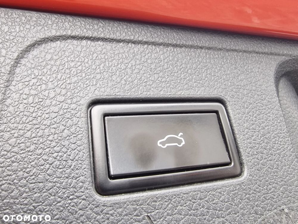 Volkswagen Passat - 25