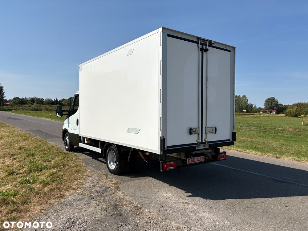 Iveco DAILY - 7