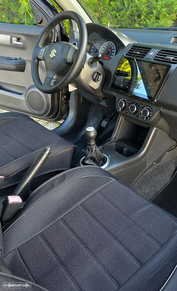 Suzuki Swift 1.3 16V GA - 24