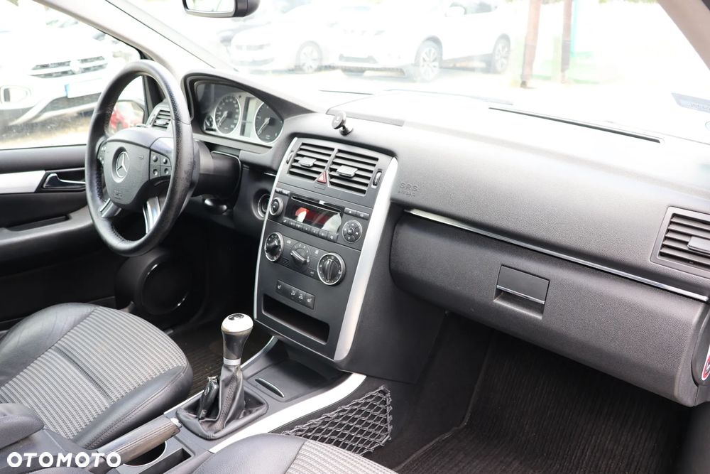 Mercedes-Benz Klasa B 200 CDI - 10