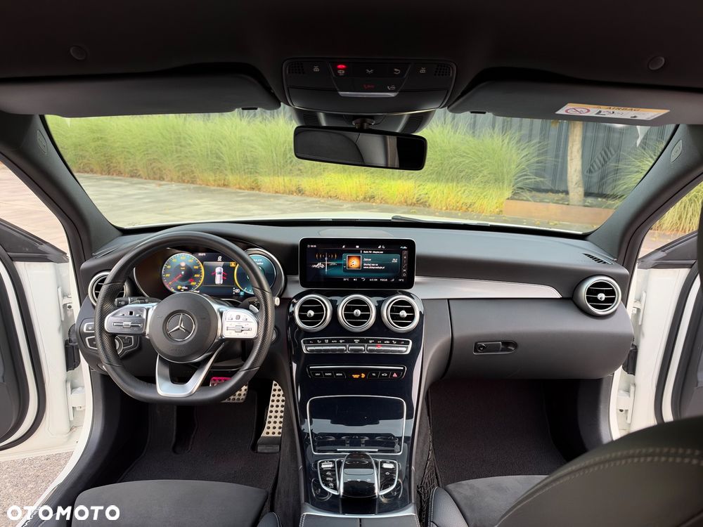 Mercedes-Benz Klasa C 300 d 9G-TRONIC AMG Line - 36