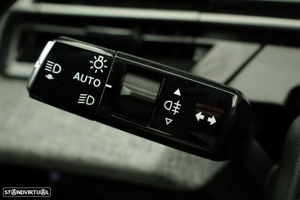Peugeot 5008 1.2 Hybrid Allure e-DCS6 - 16