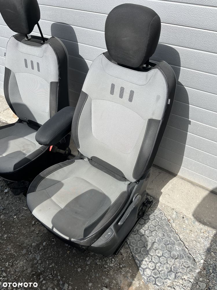 Fotele komplet wnętrze Renault Captur - 12