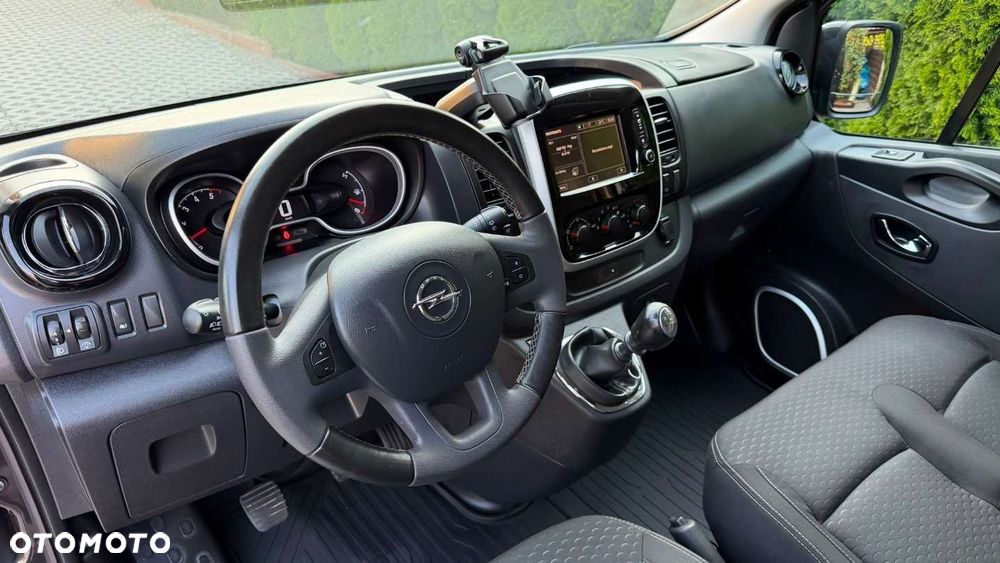 Opel Vivaro - 7