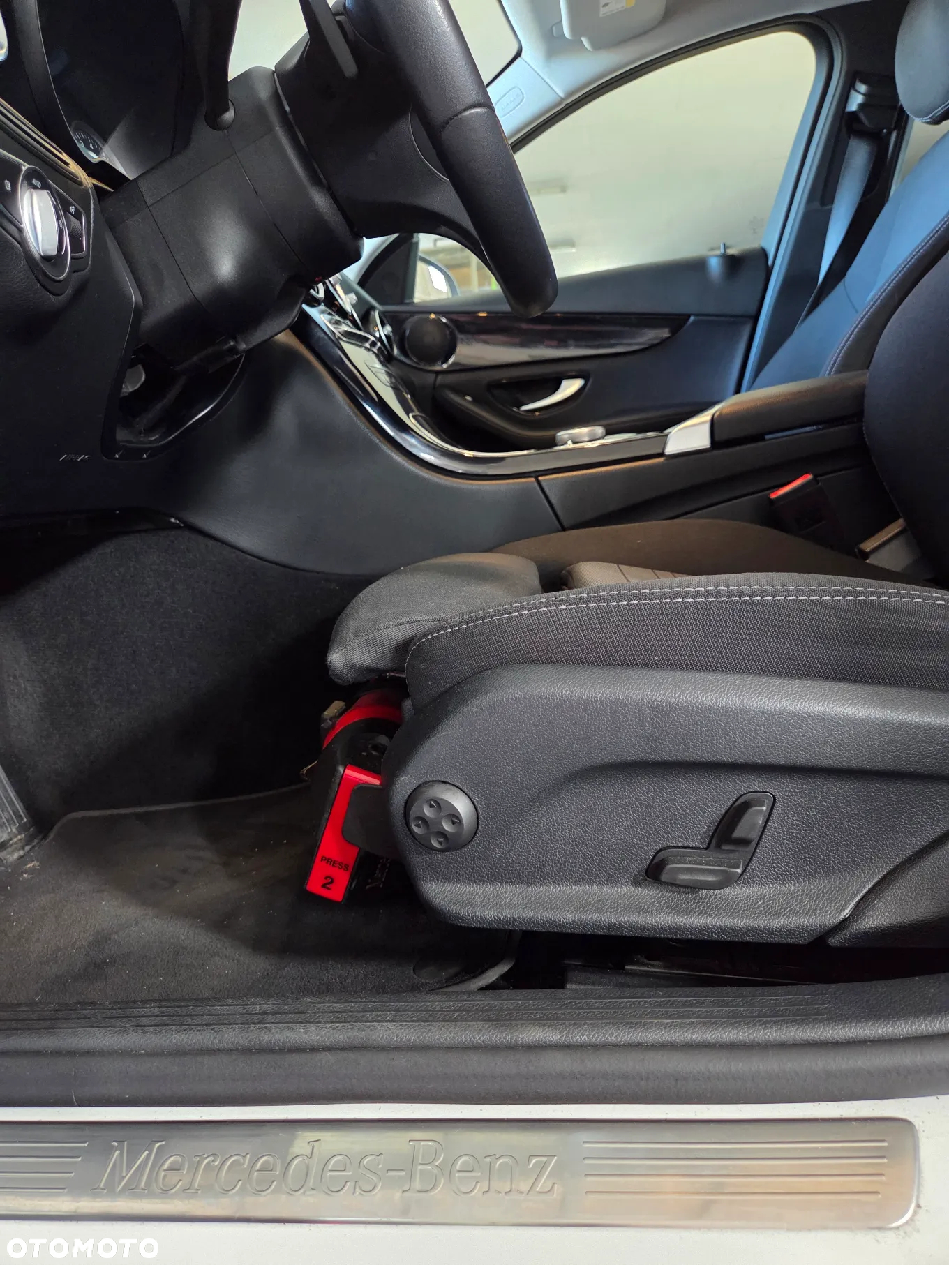 Mercedes-Benz Klasa C 160 Business Edition 9G-TRONIC - 19