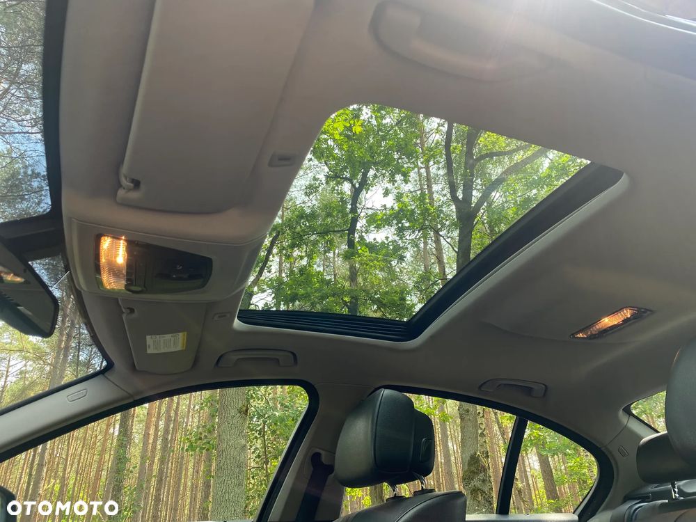 BMW Seria 5 - 16