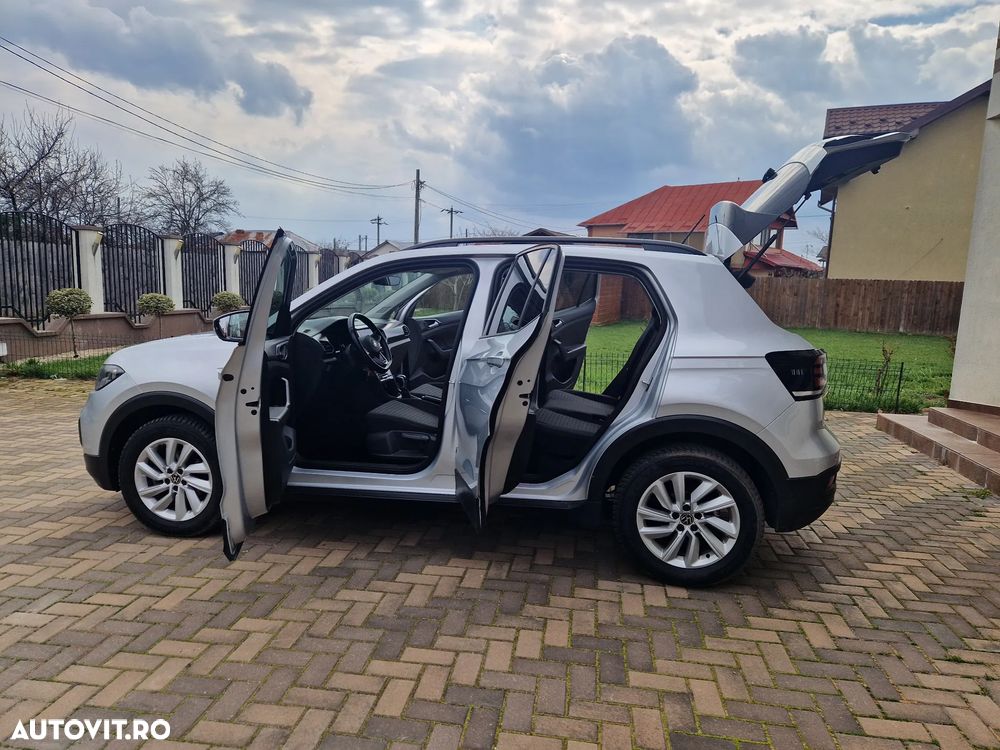 Volkswagen T-Cross 1.0 TSI DSG Life - 28