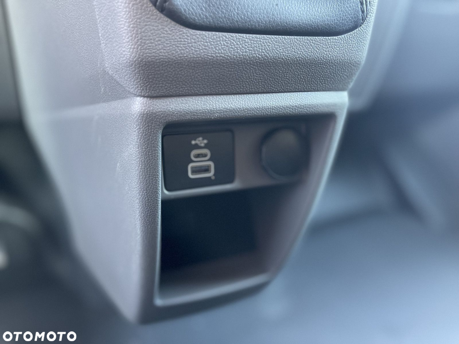 Volkswagen Transporter 2.0 TDI Manual - 15