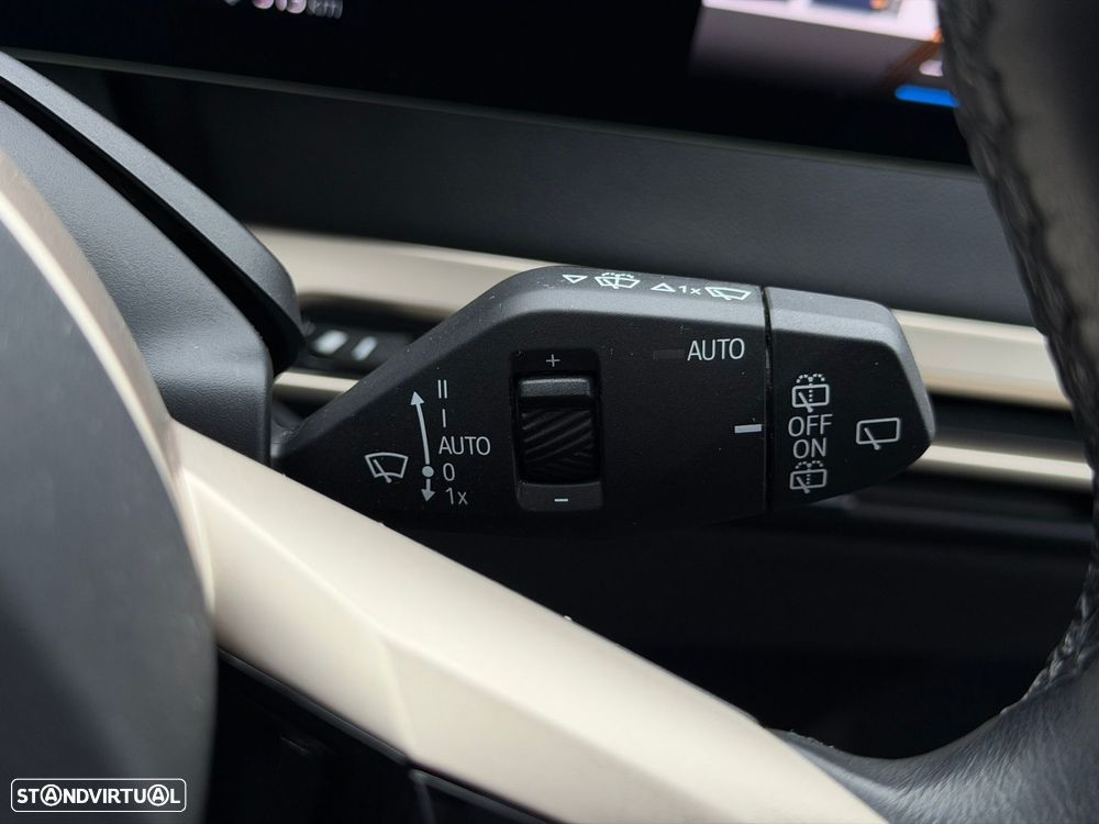 BMW iX xDrive 40 Pack Desportivo - 43