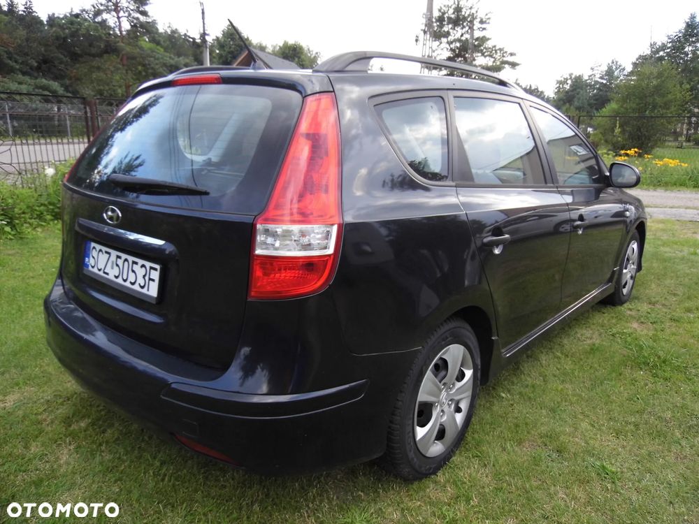 Hyundai i30 i30cw 1.4 blue Comfort - 9