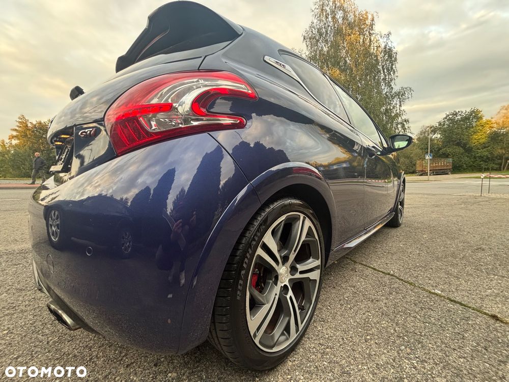 Peugeot 208 1.6 THP GTi - 4