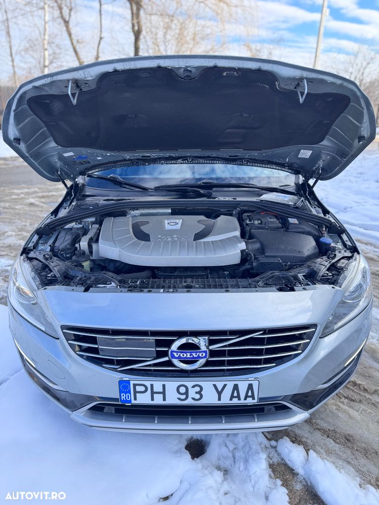 Volvo V60 D5 AWD Basic - 6