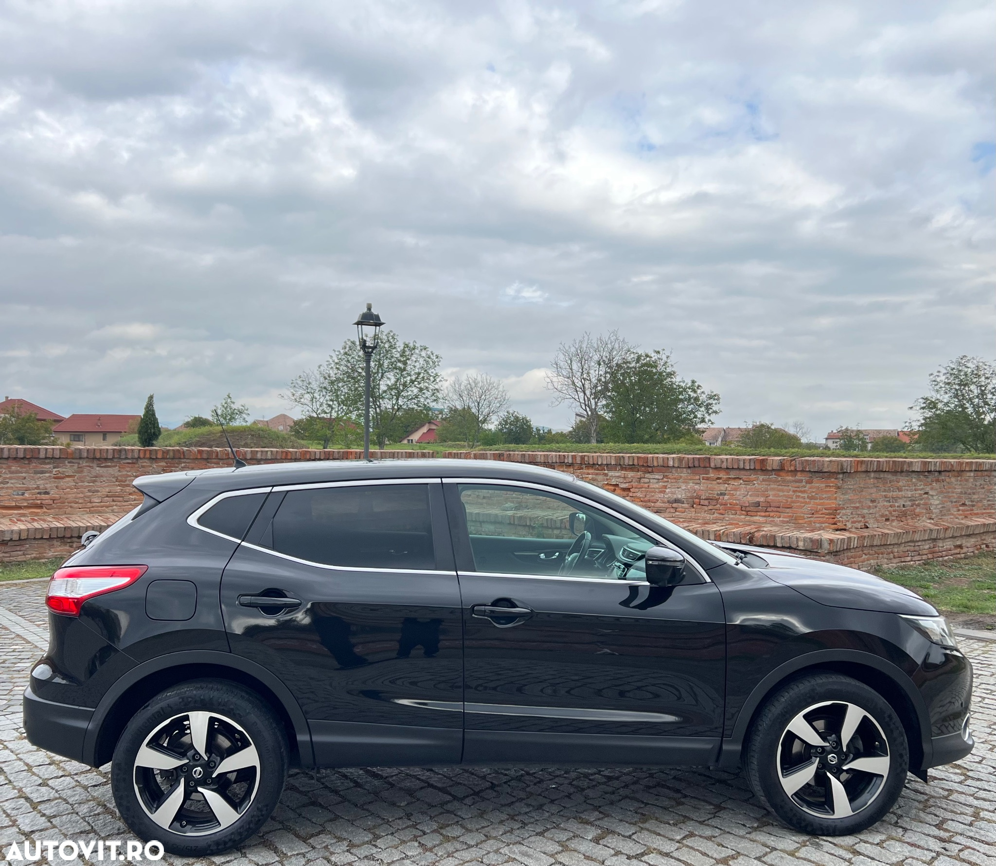 Nissan Qashqai 1.6 DCI Start/Stop N-Connecta - 9